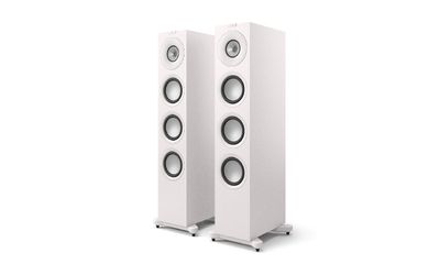 KEF Q11 Meta