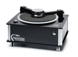 nessie_vinylmaster-advance-1