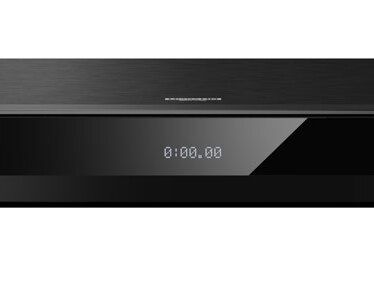 getestetes Produkt: fm/products/panasonic/panasonic_dp_ub824eg_schwarz.jpg