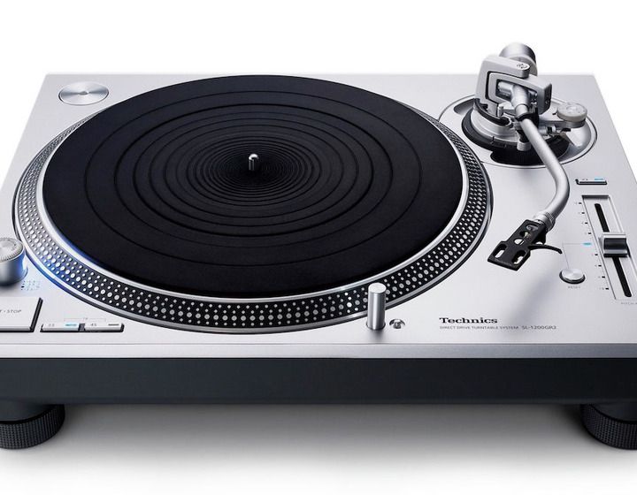 getestetes Produkt: fm/products/technics/technics_sl1200gr2_si.jpg