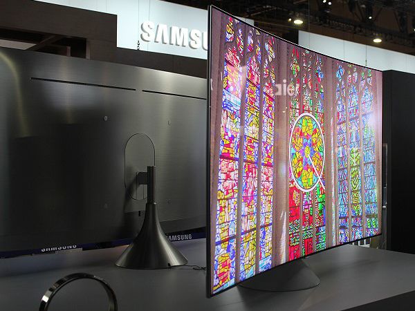 Samsung Curved TV