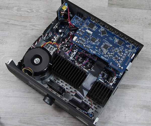 Arcam AVR550 Innenleben