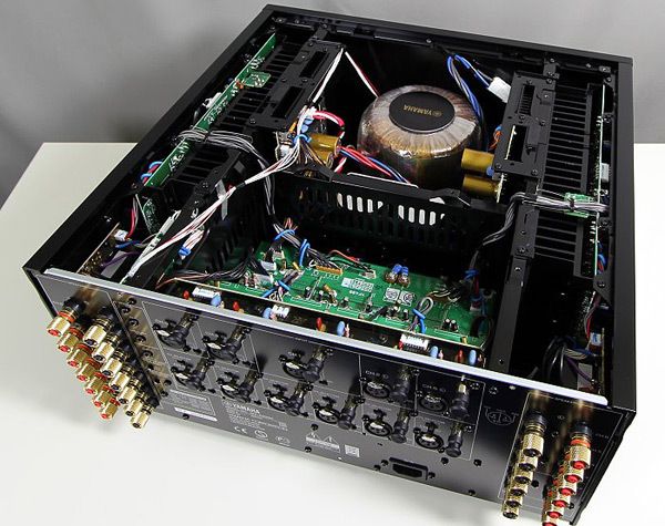 Yamaha MX-A5000 Innenleben
