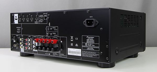 Rueckseite des VSX-529