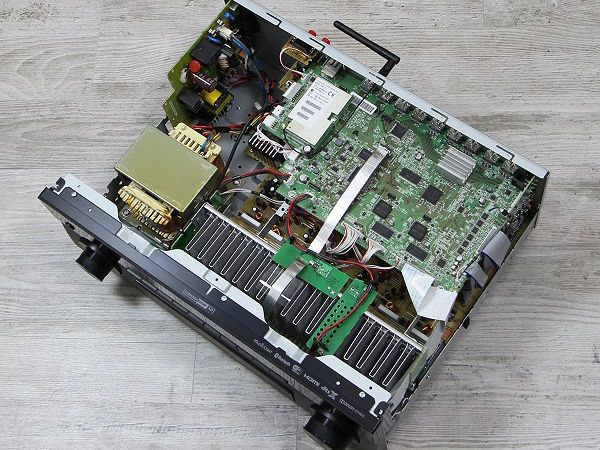 Yamaha RX-A860 - Innenleben