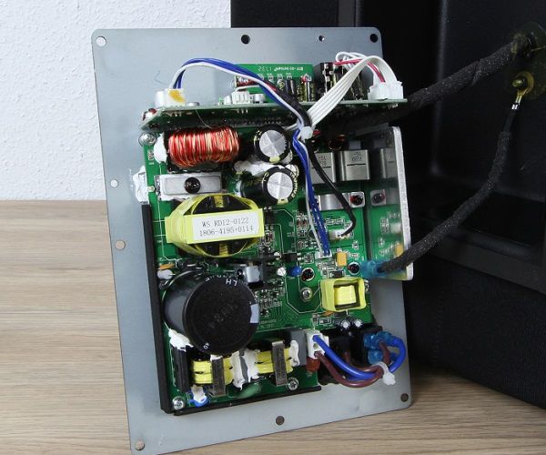 KEF Kube 10b Inneleben