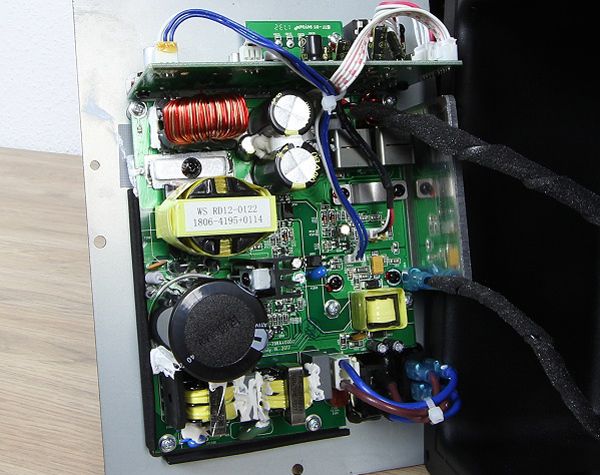 KEF Kube 8b Innenelektronik