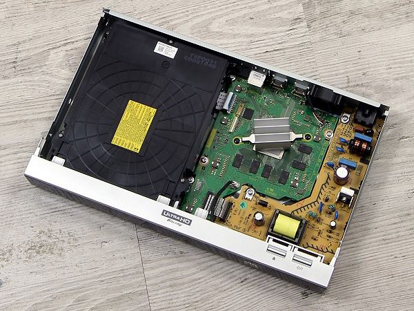 Panasonic DP-UB424 - Inneleben
