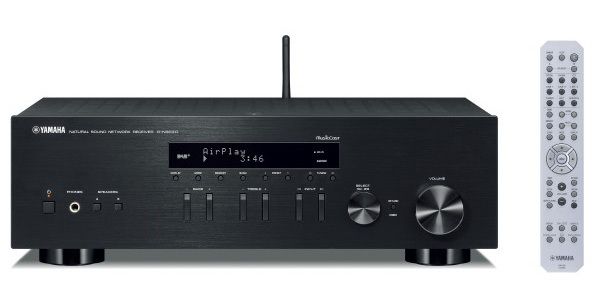 Yamaha R-N303D in schwarz
